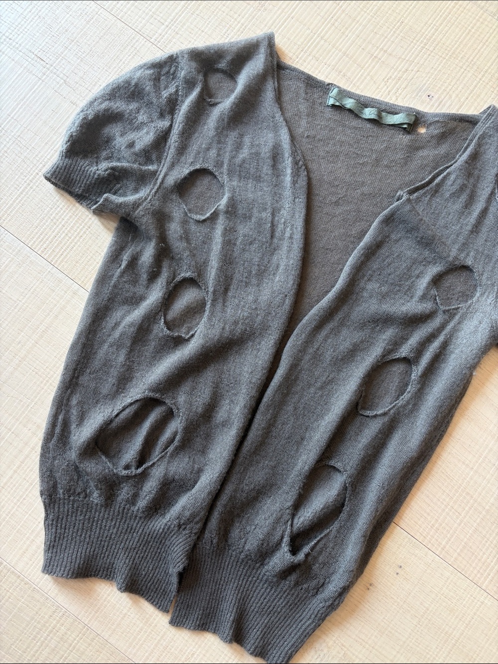 Rick Owens 100% cashmere hole detail short-sleeve cardigan - Picture 3 of 8